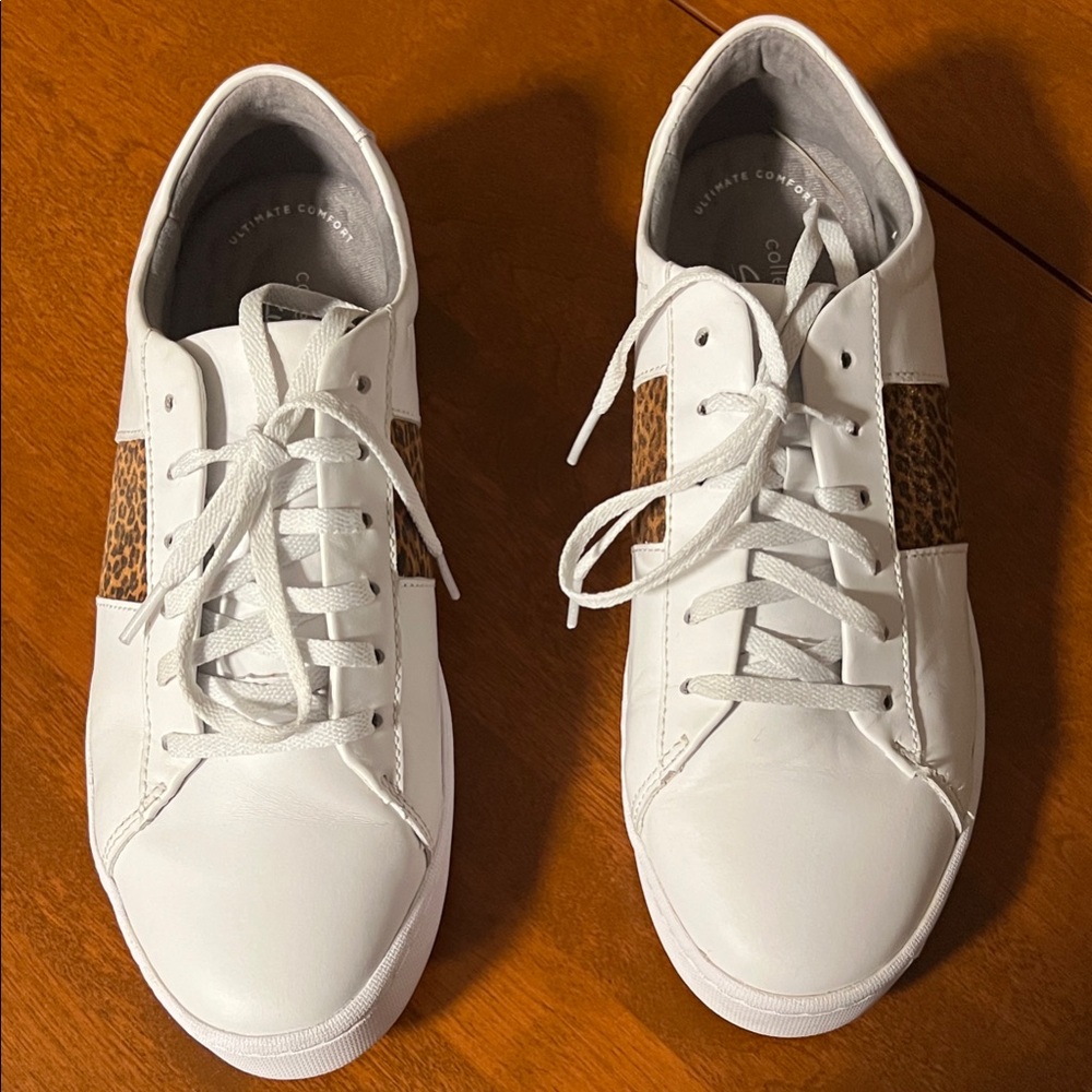 Clark’s  ultimate comfort collection White and Tan print Women's Sneakers. NWOT
